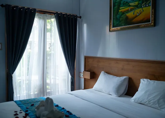 Astana House Gasthof 2*